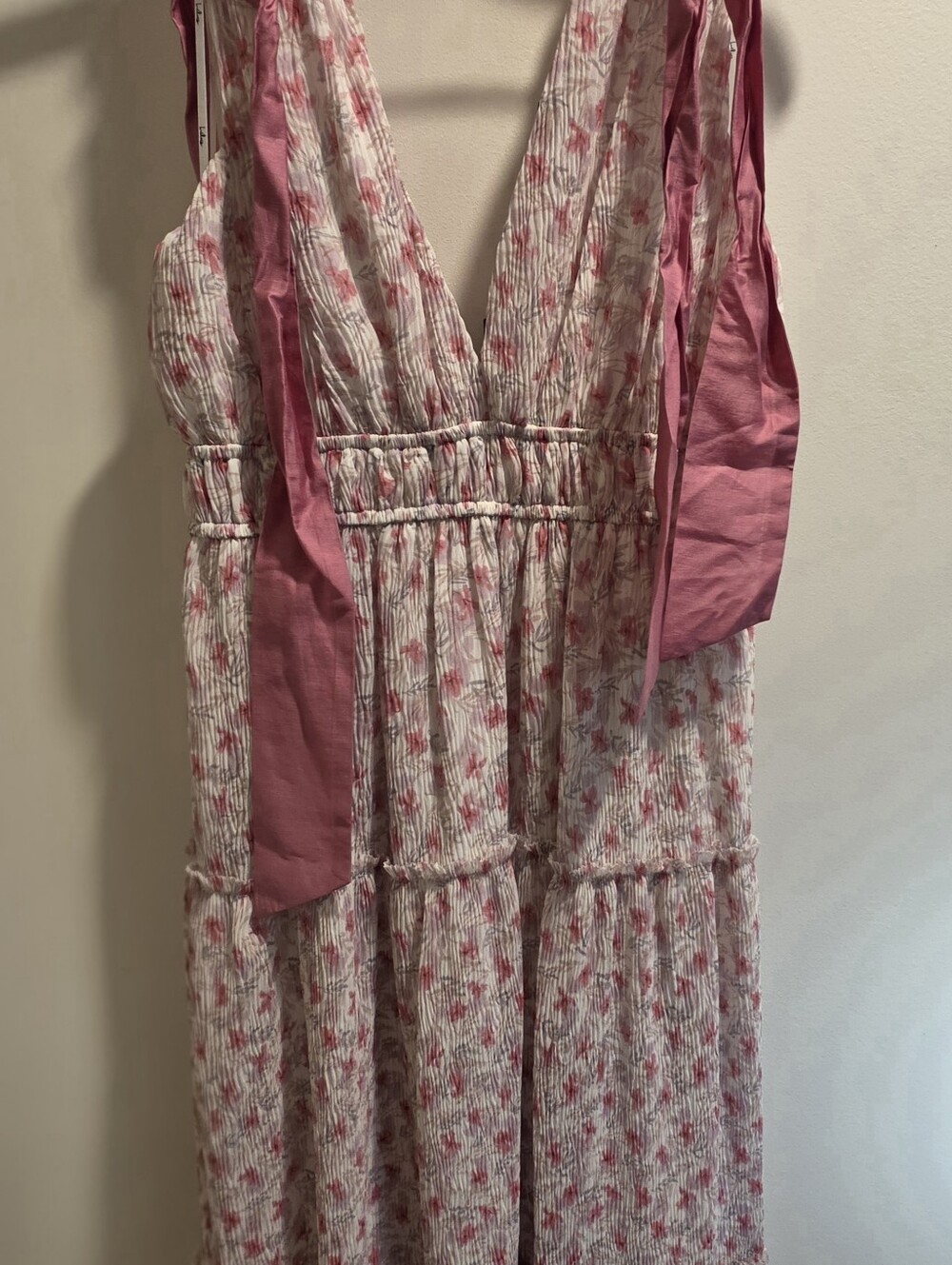 Lulus Size 8. NWT